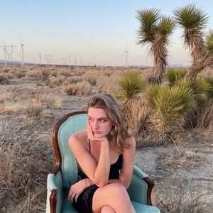 Meet your Posher, Maia